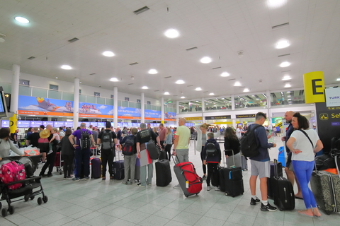 More flight cancellations as fallout from air traffic control glitch continues