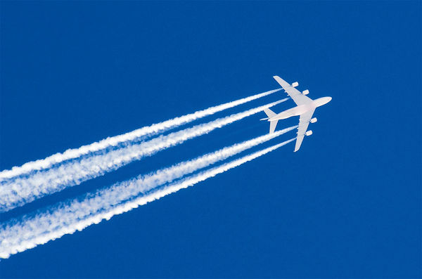 AI to Reroute Atlantic Flights to Cut Warming Contrails
